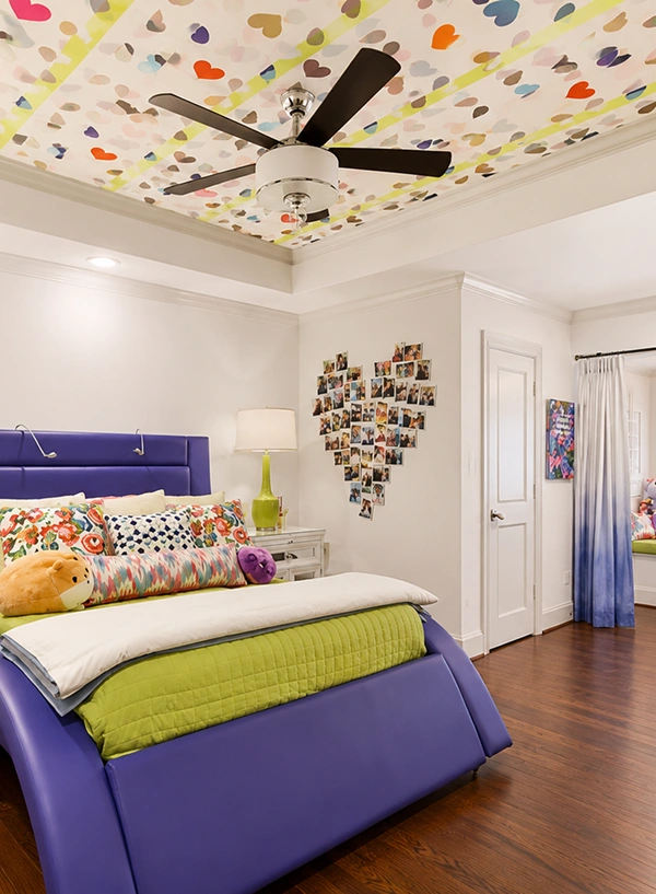 Violet accented bedroom